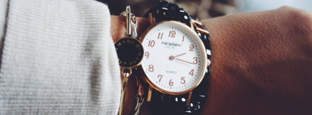 Deewatch Uhr
