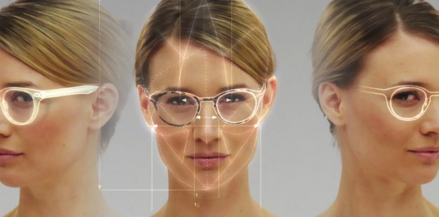 Bilderfolge Frau mit Brille
