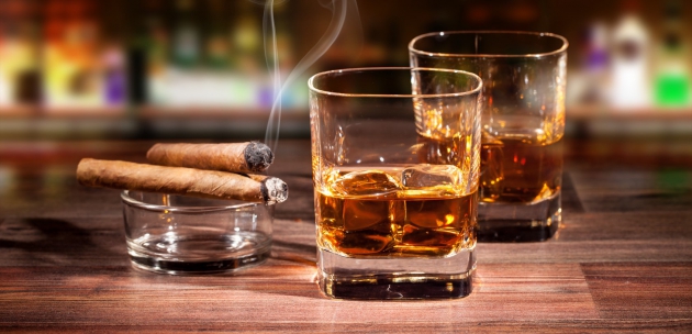 Zigarren und Whisky von RauchBar